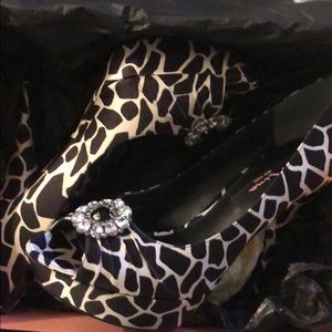 Beautiful Nina heels